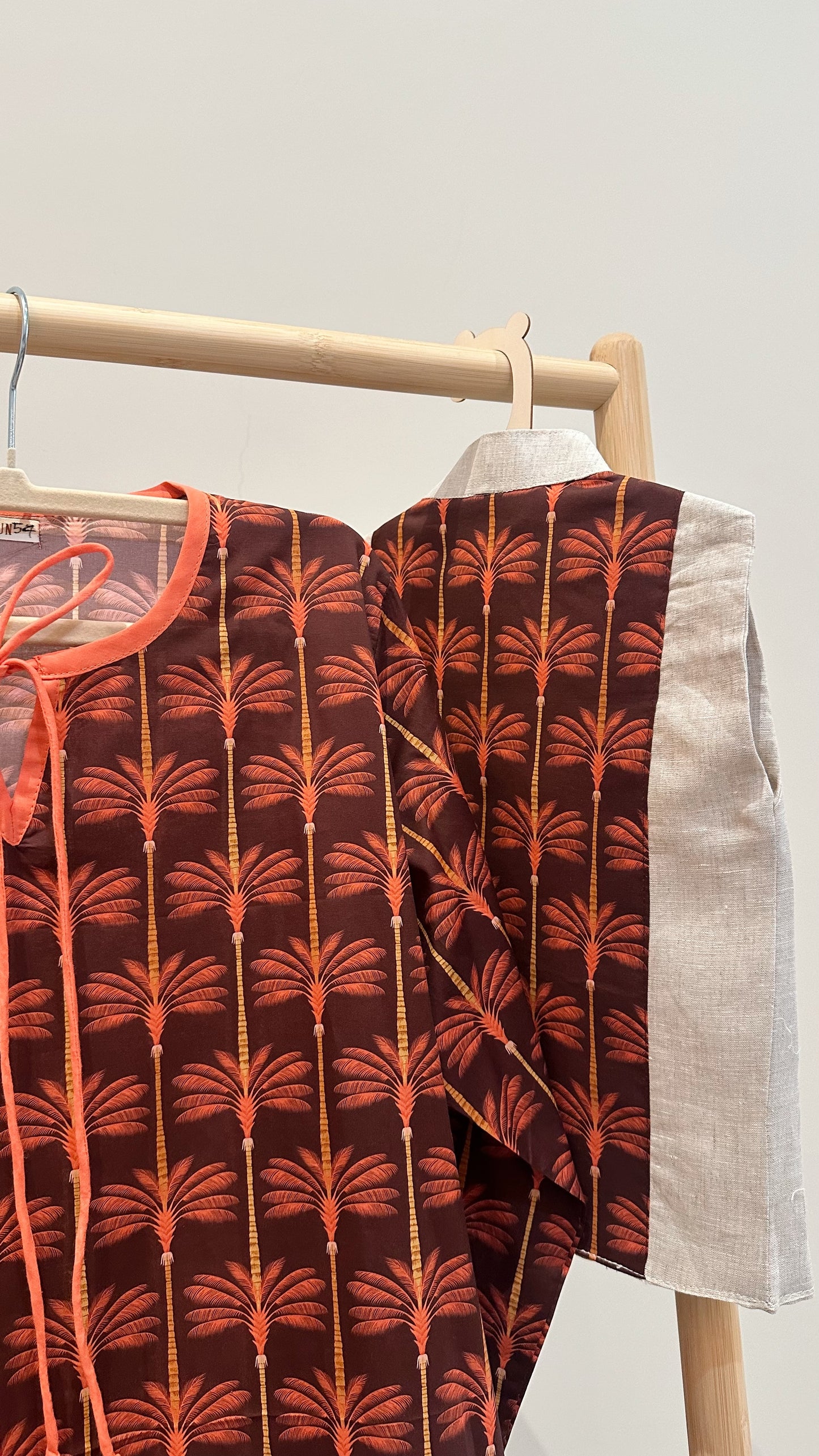 Brown palms vest