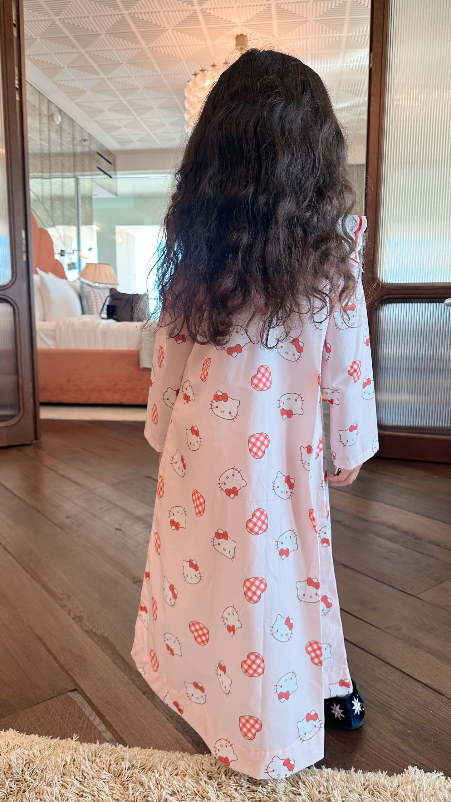 Hello kitty jalabya with removable pin