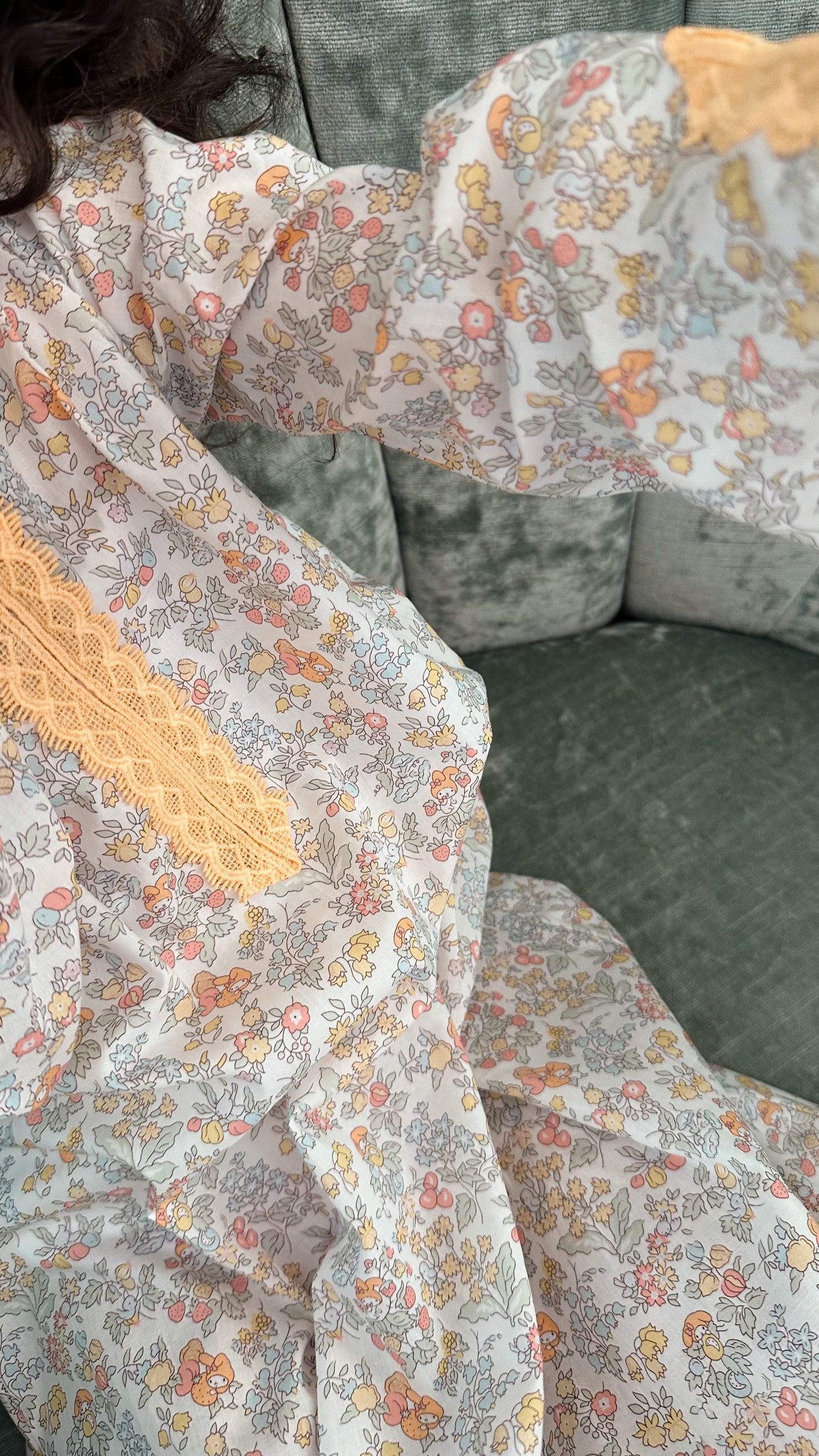 Sanrio djelaba with hairband