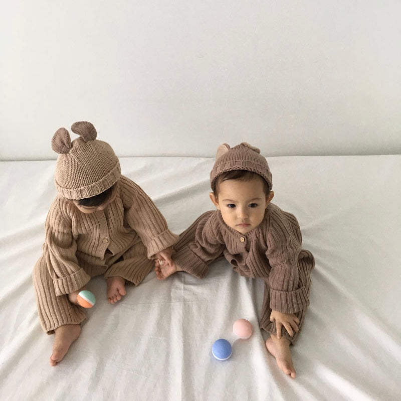Knit suit