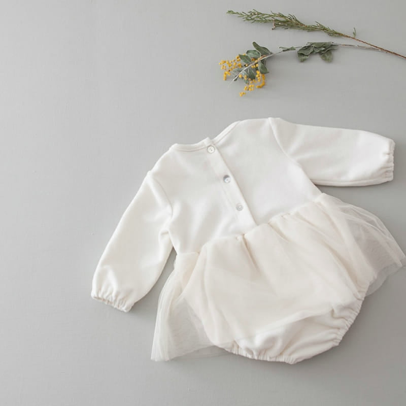 Pink hanbok bodysuit & bonnet