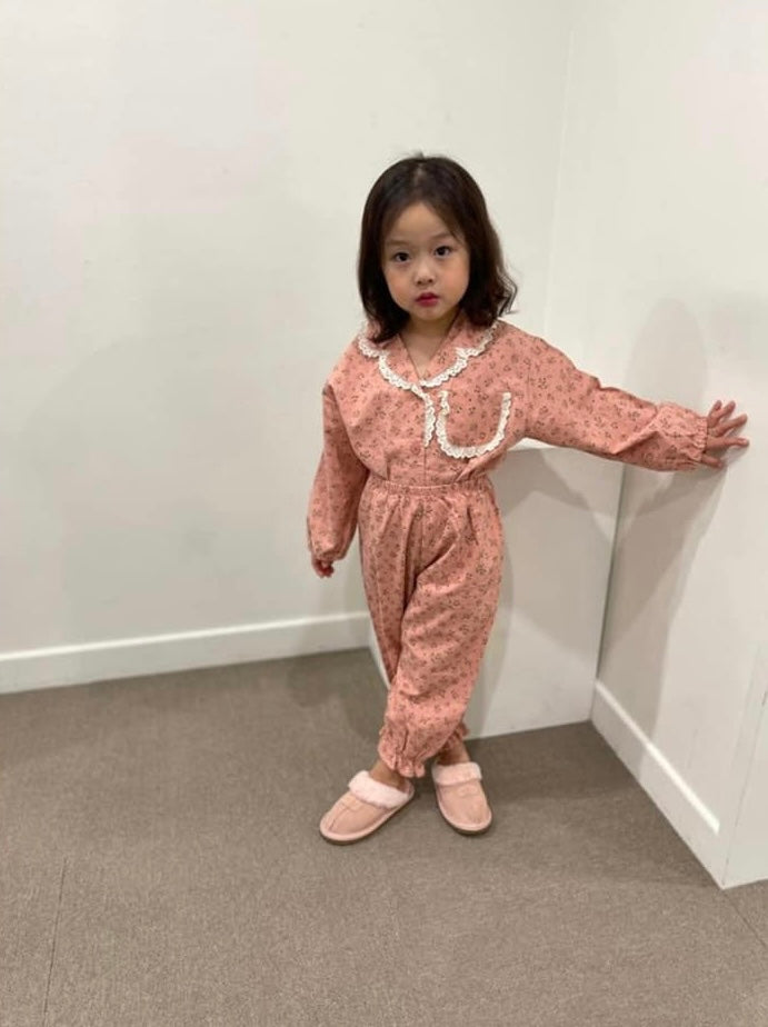 Flower lace pjs