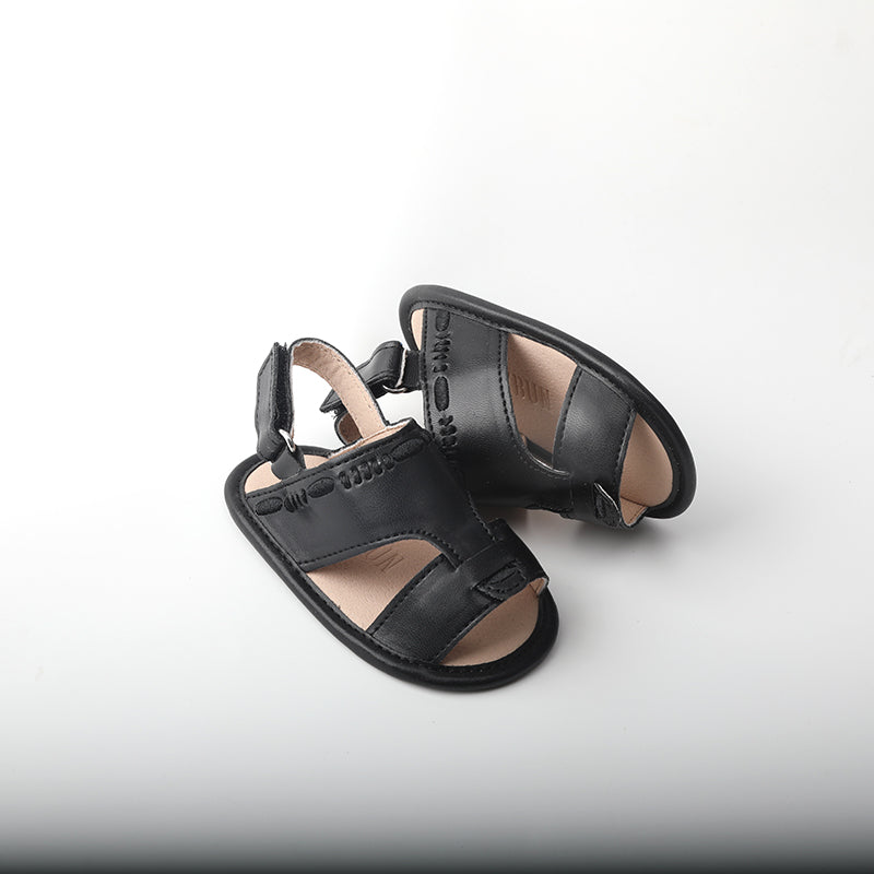 Black sandal