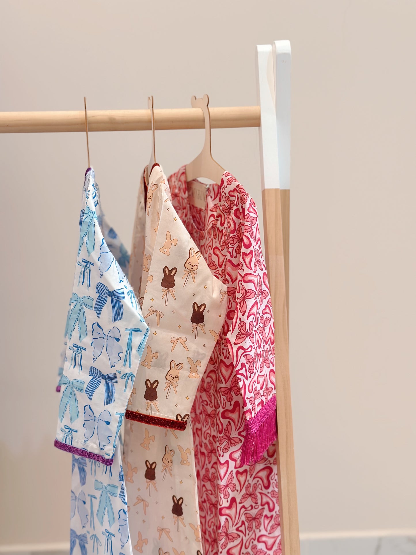 Pink Butterfly jalabya with twilly