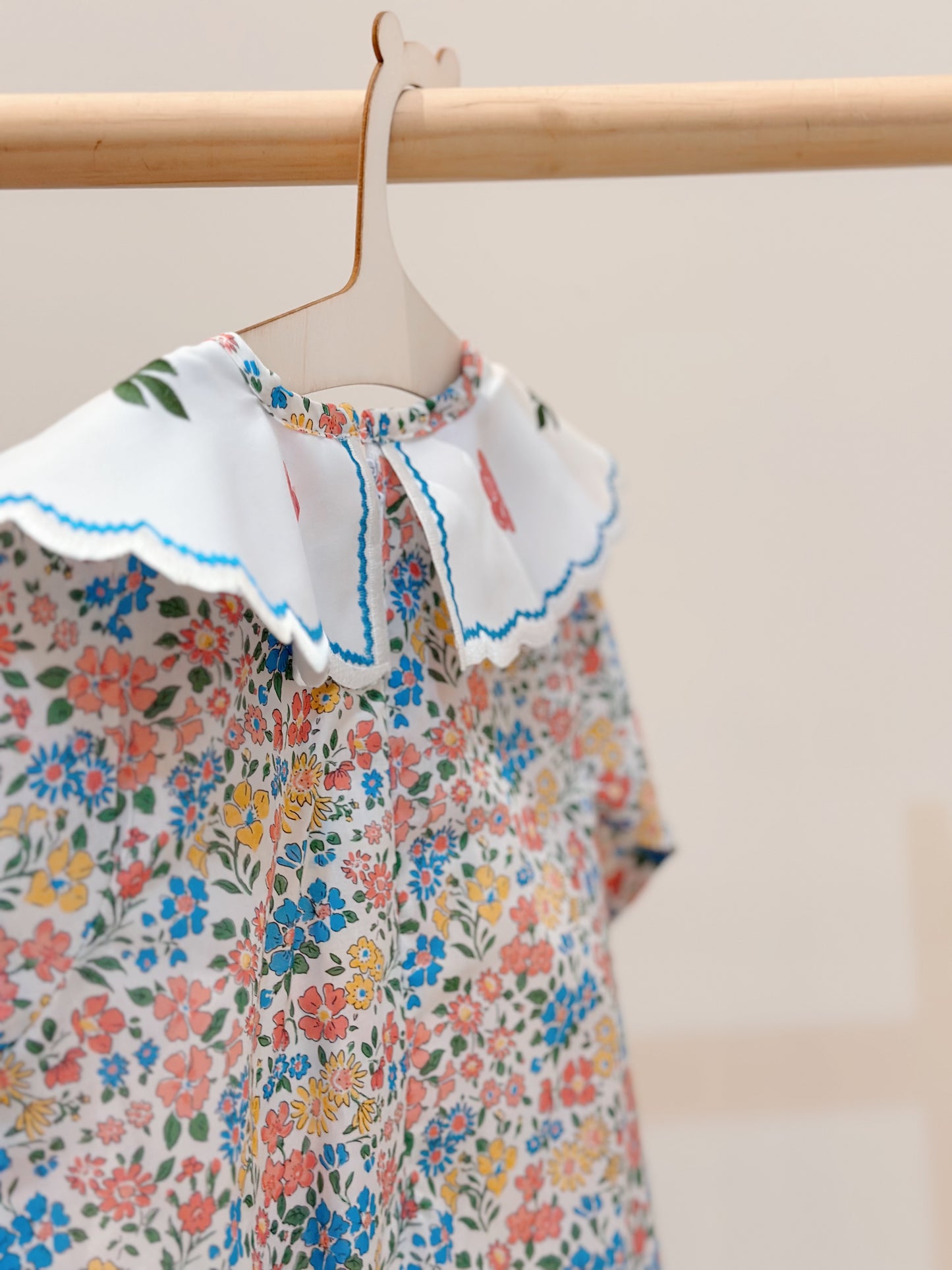 Flora jalabya with hairband