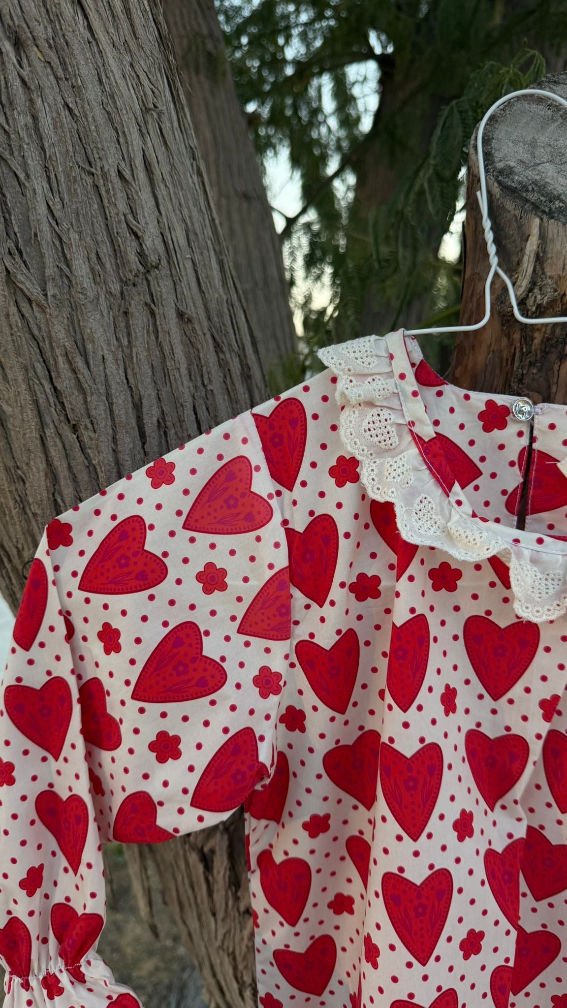Lace hearts jalabya