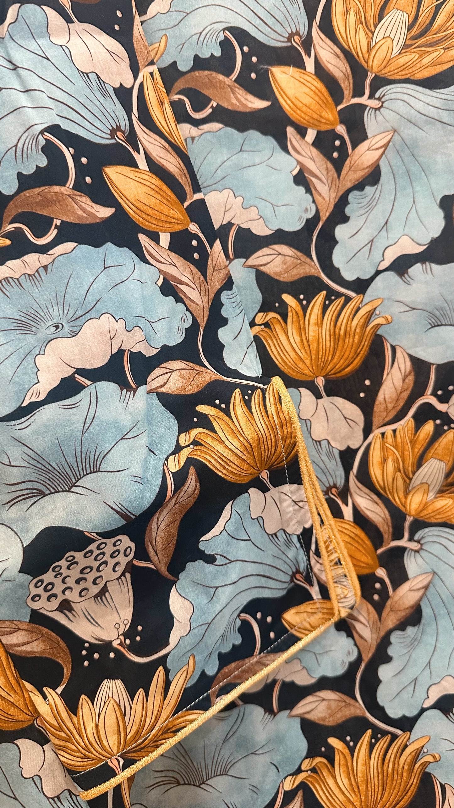 A3 jalabya with twilly