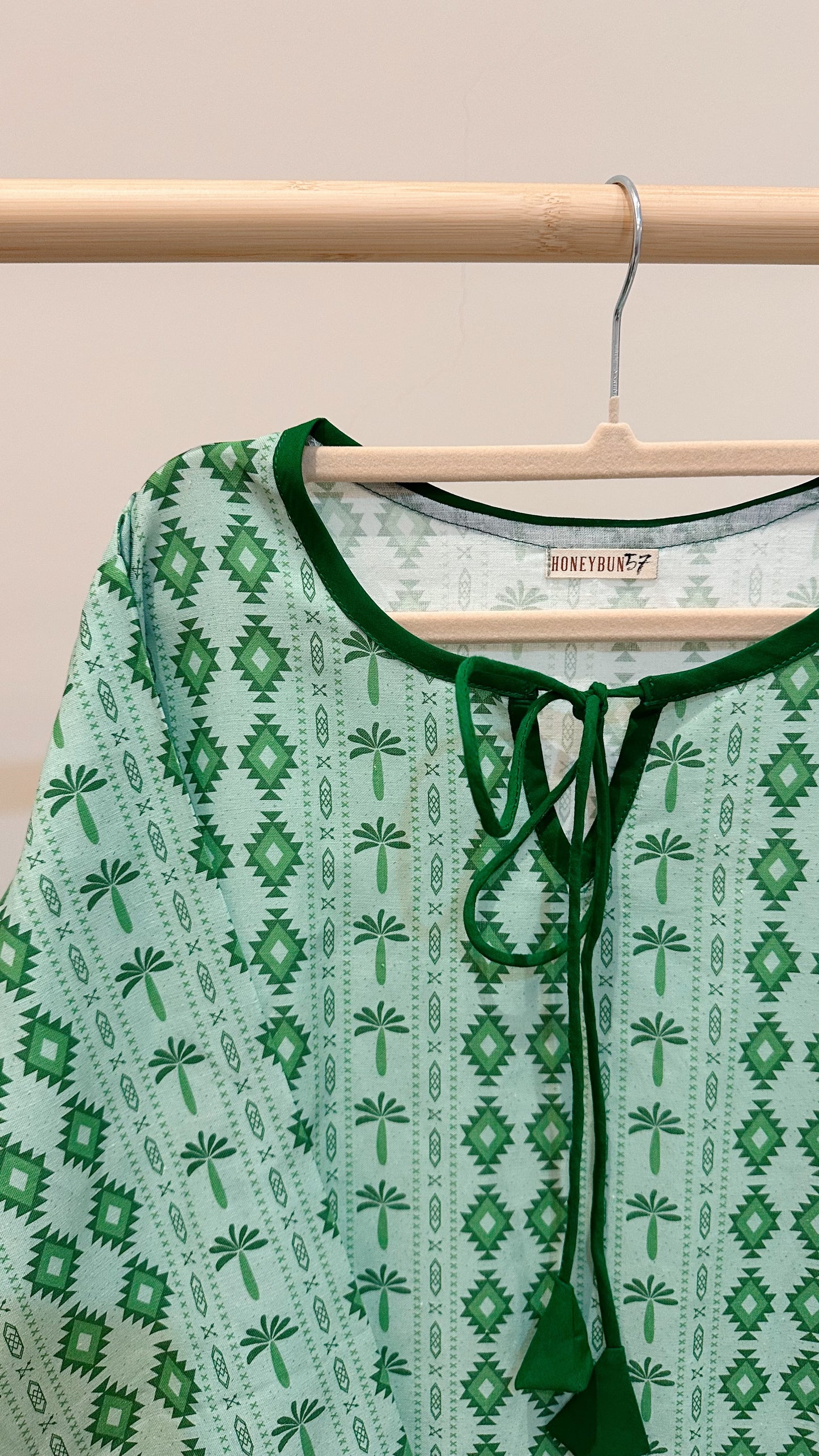 Nakhla adult jalabya