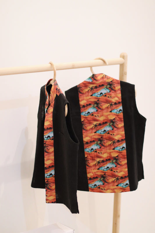 Sand dunes vest