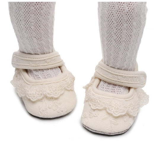 Lace baby shoes