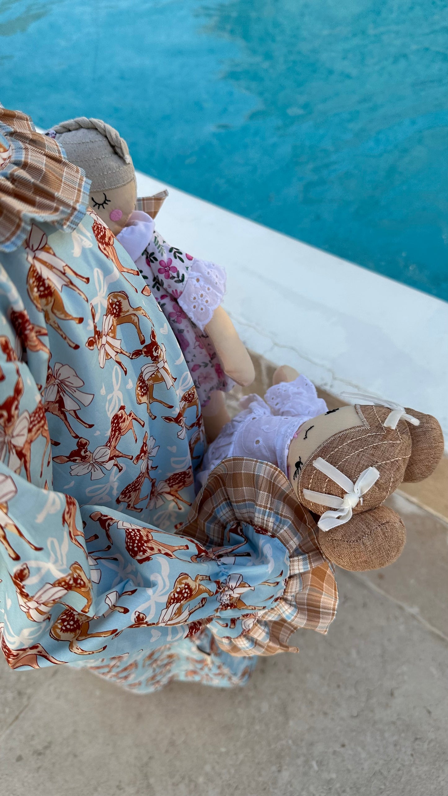 Blue Bambi jalabya with hairpin