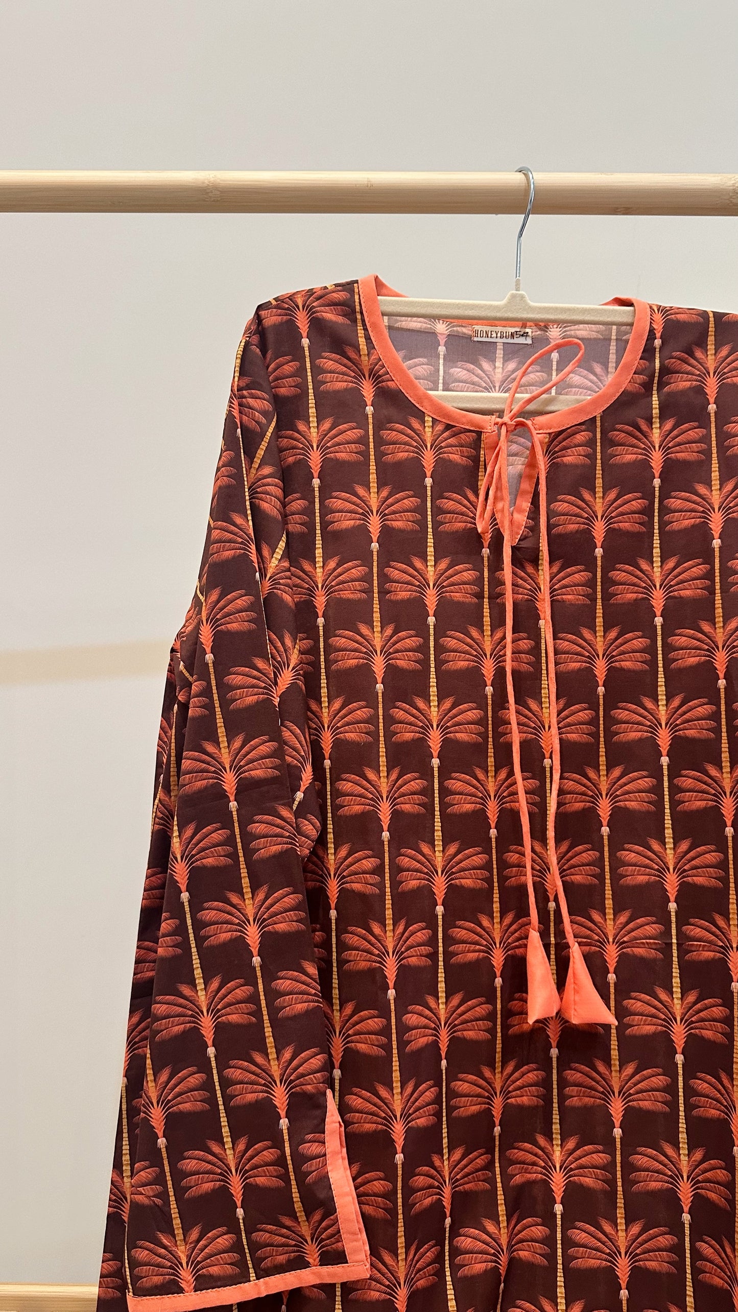 Brown palms adult jalabya