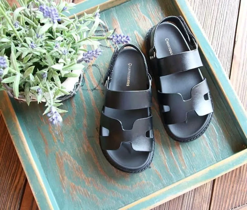 Classic sandals