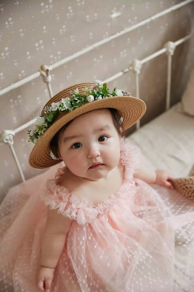 Flower straw hat