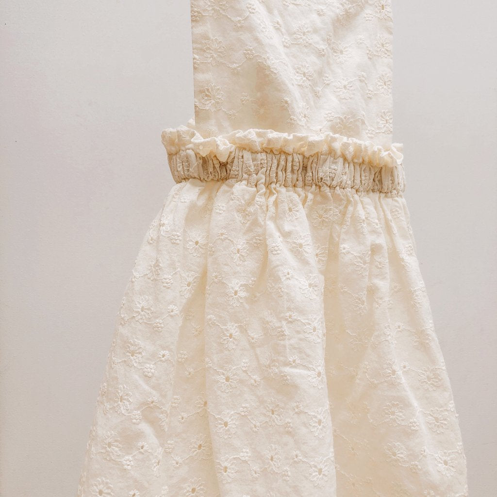 Lace skirt apron