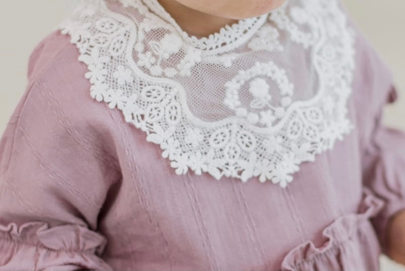 Lace bib