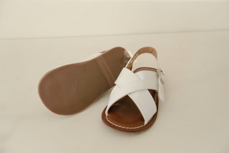 Cross sandals