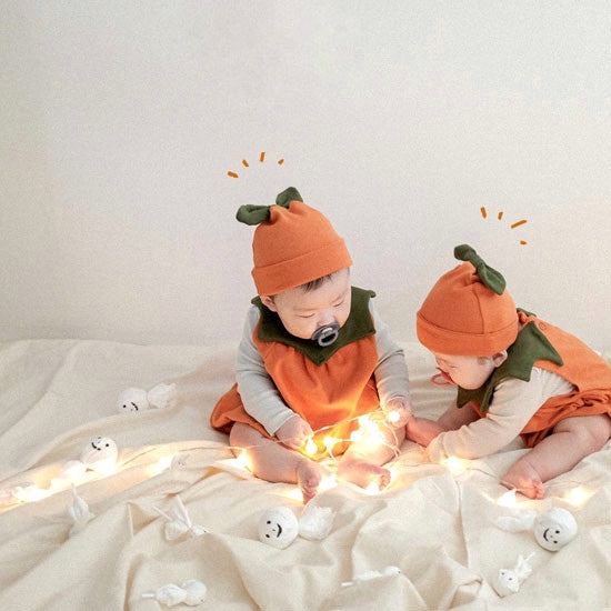 Pumpkin bodysuit & hat