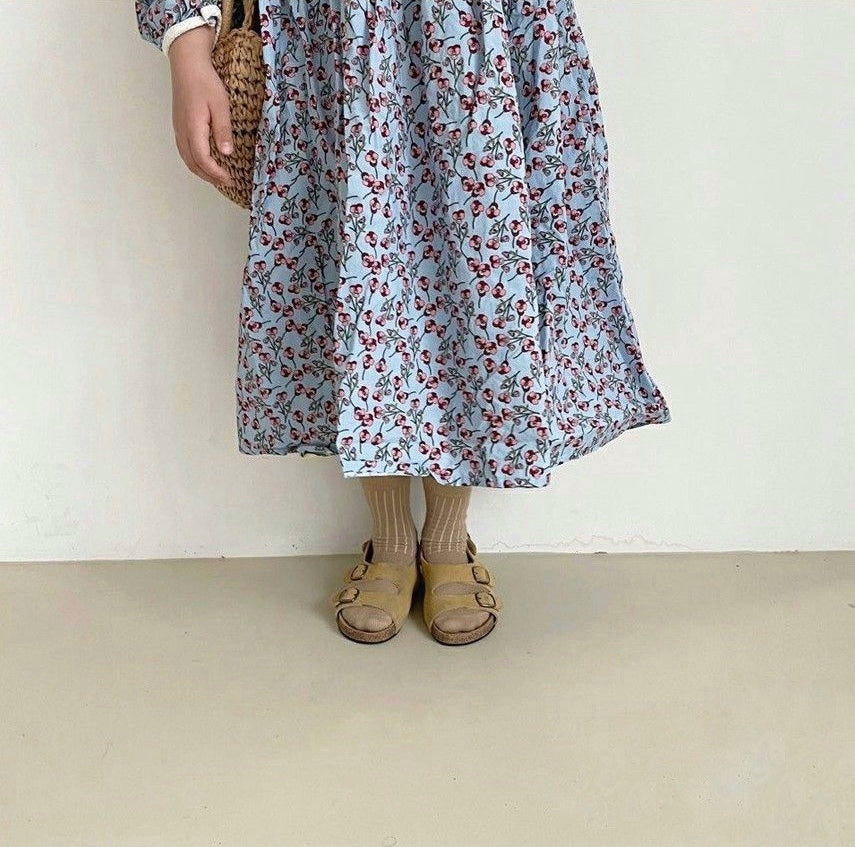 V floral dress