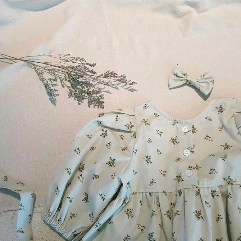 Daisy dress & hairpin