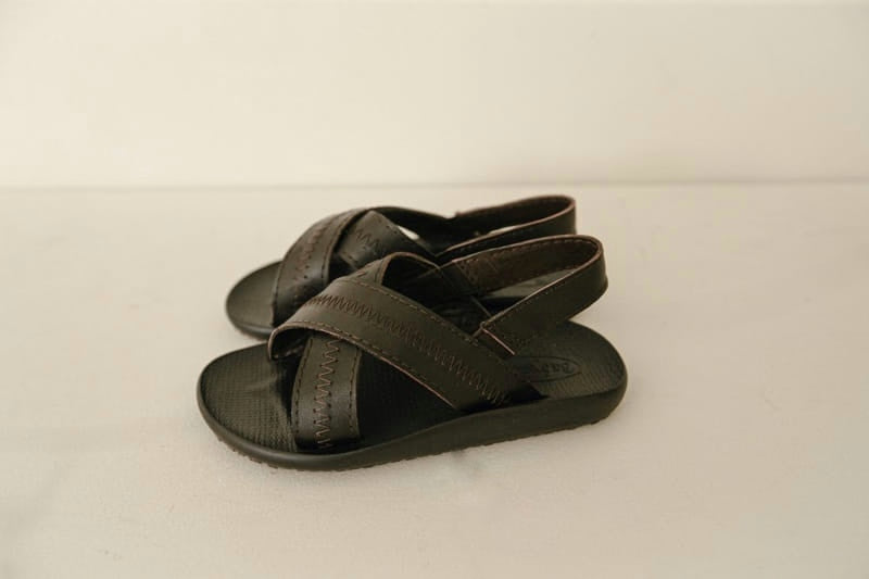 Stitch cross sandals