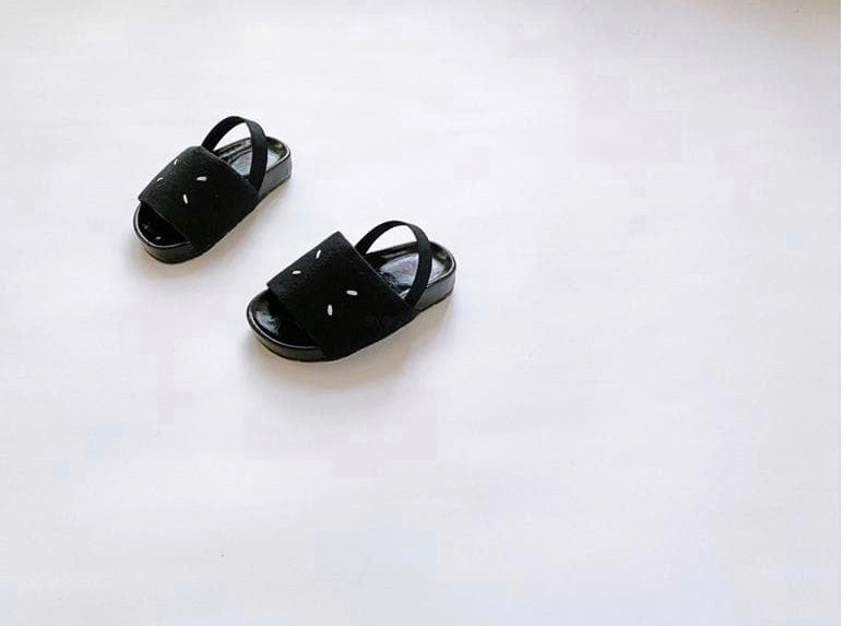 Canvas sandals