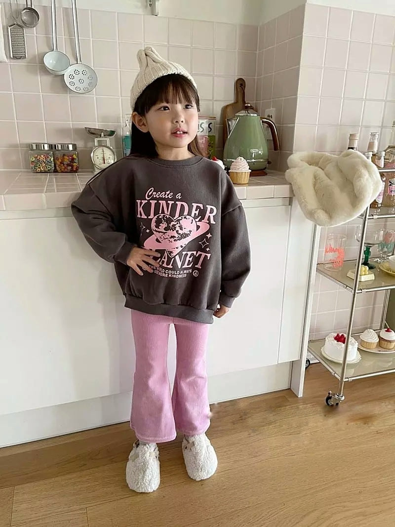 Kinder planet sweatshirt