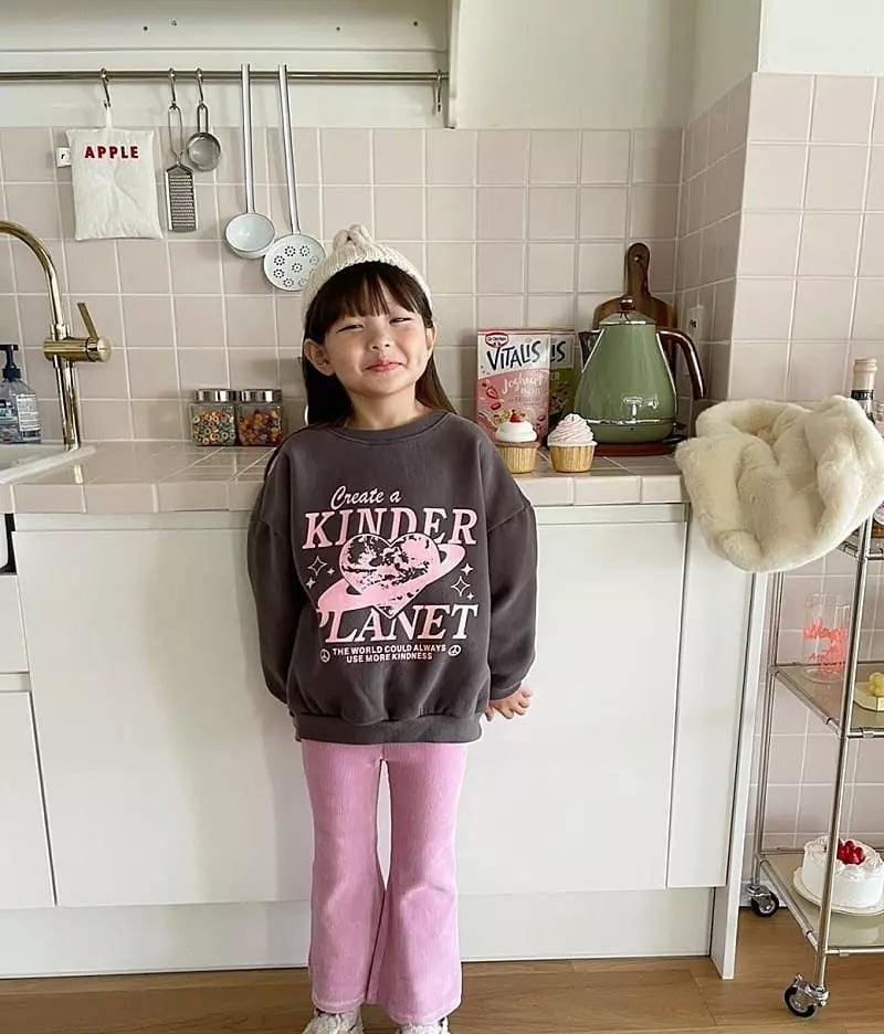 Kinder planet sweatshirt