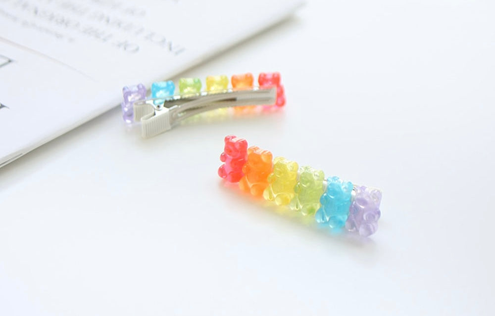 Gummy bear hairpin