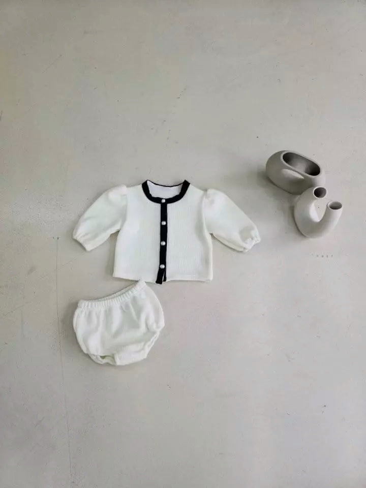 Puff cardigan and bloomer set