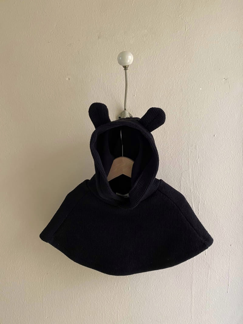 Bear cape