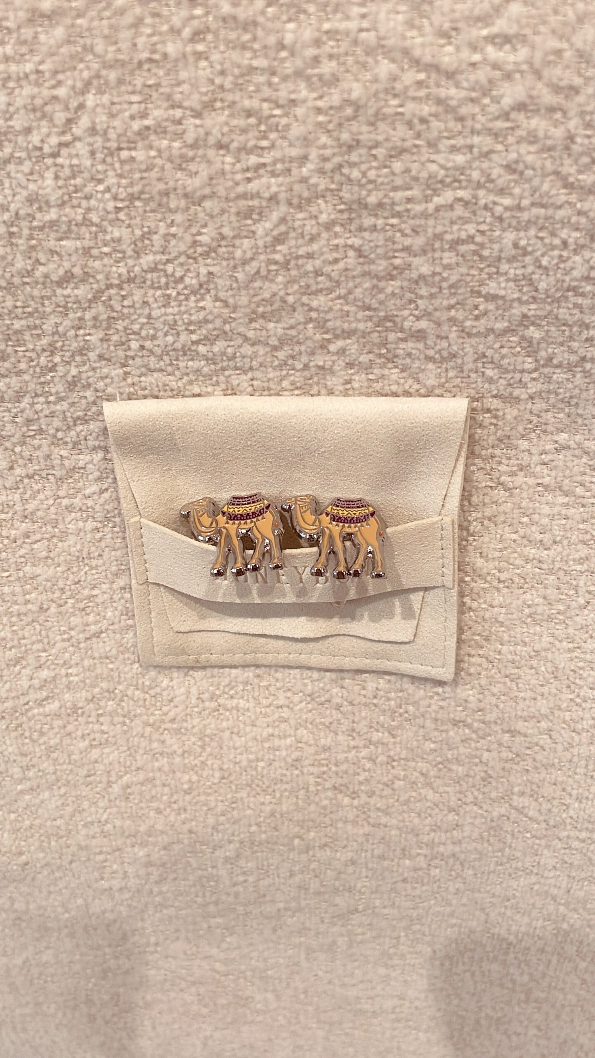 Camel cufflinks