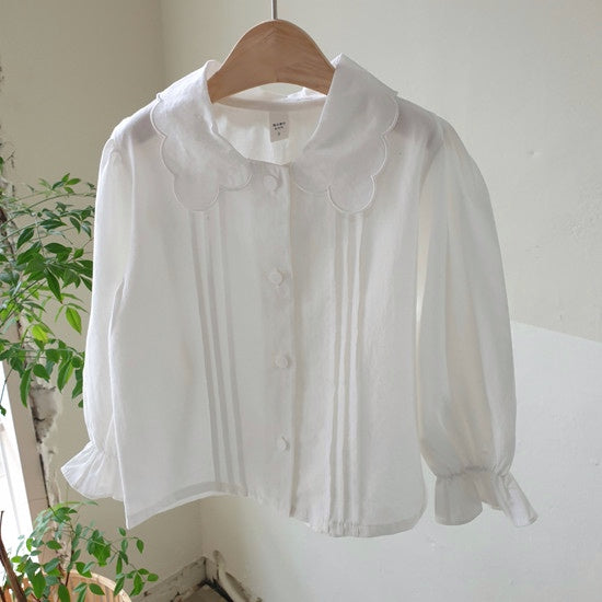 Frill collar blouse