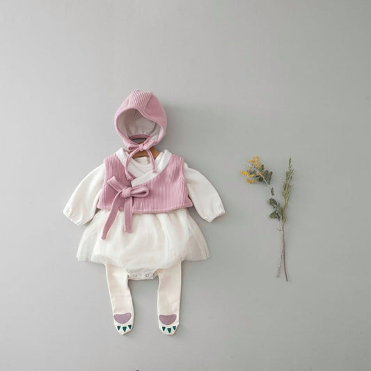 Pink hanbok bodysuit & bonnet