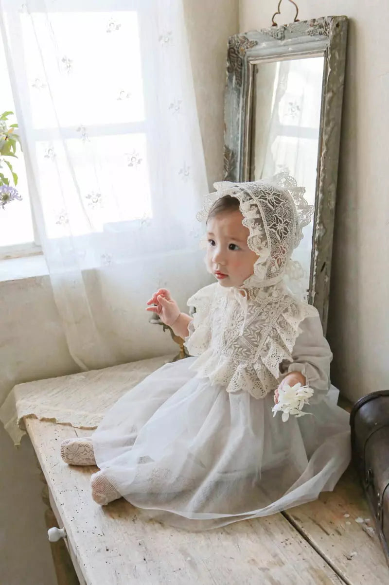 Cecile grey dress with bonnet